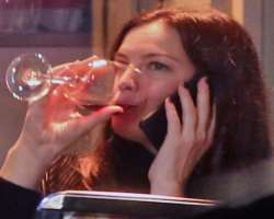 Liv Tyler consuming alcohol